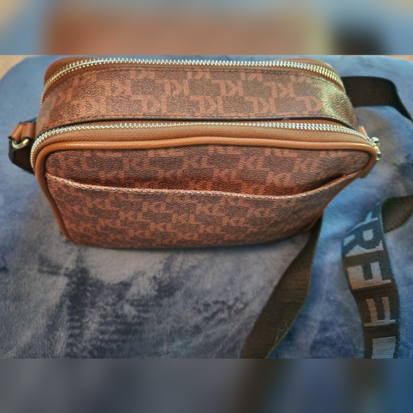 Karl Lagerfeld Monogram purse with long crossbody strap with Name on it. - Picture 3 of 16